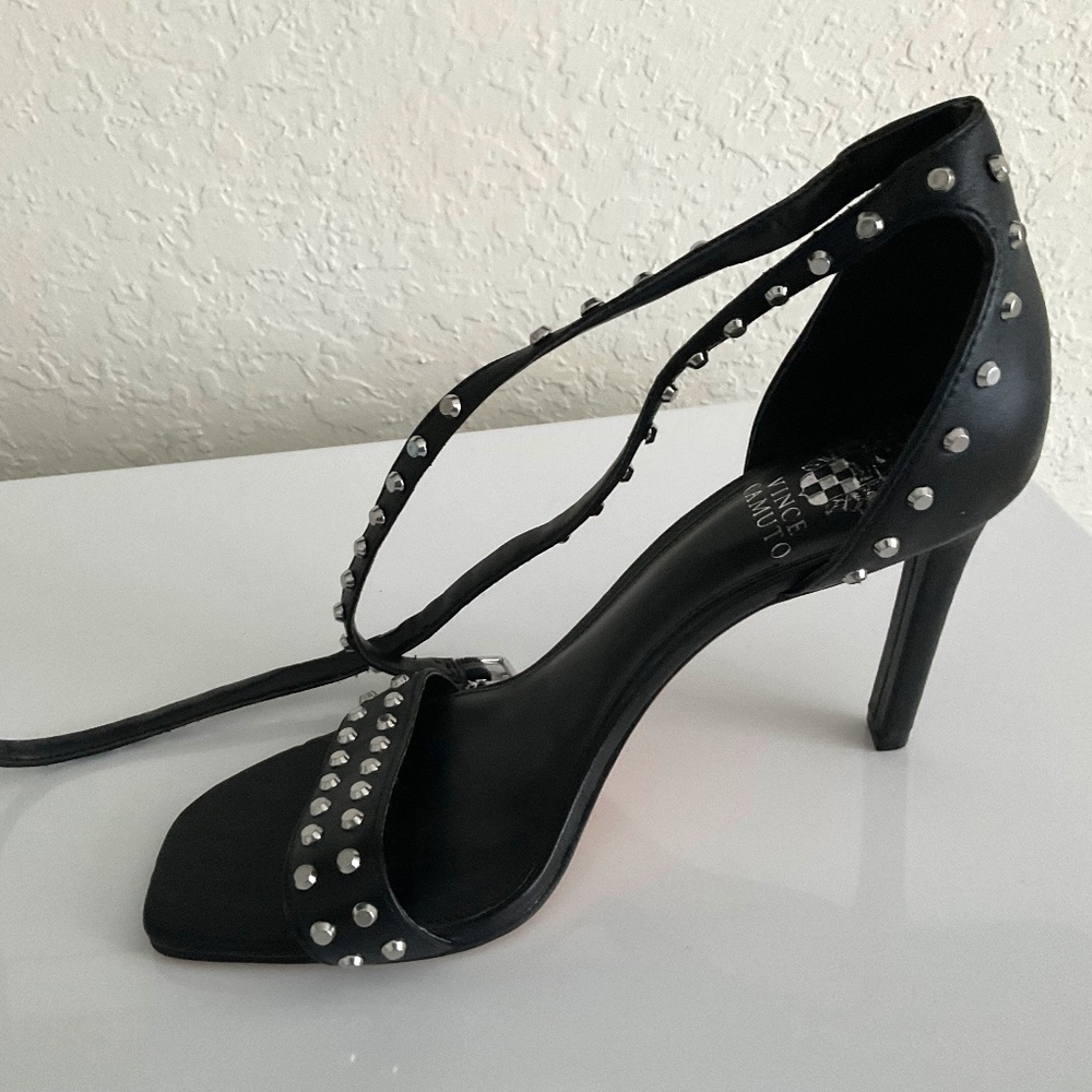 Vincent’s Camuto heels